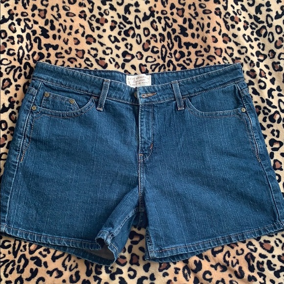 Levi’s Strauss Denim - Levi’s Strauss Jean Shorts